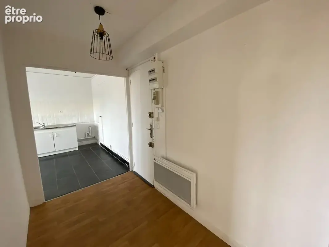 Appartement 3 pièces en centre-ville - photo 2