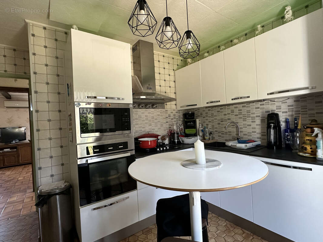 Plain-pied, 3 chambres, garage et jardin - photo 5