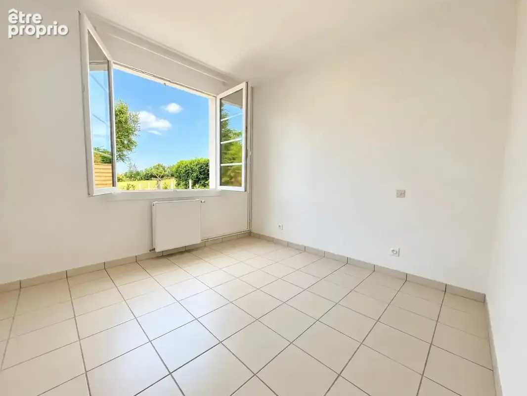 Maison de plain-pied. Proche du centre de Montfort-en-Chalosse - photo 6