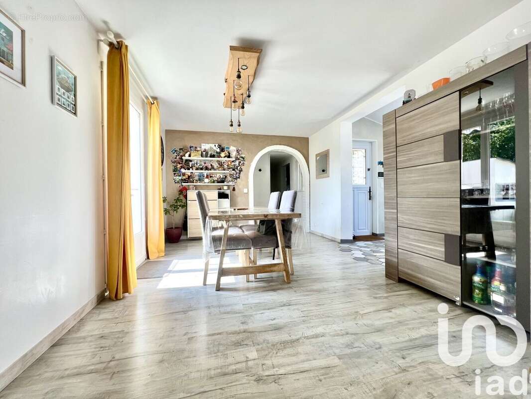 Photo 5 - Maison à VILLECRESNES