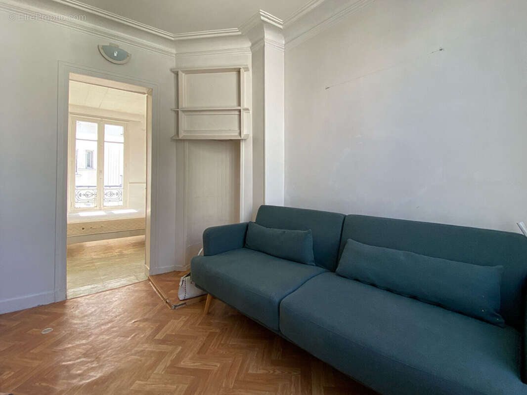 Appartement à PARIS-14E