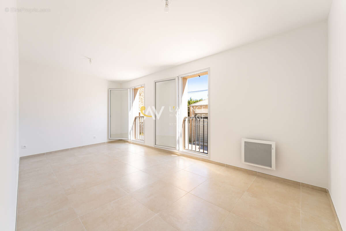 Appartement à LA GARDE-FREINET