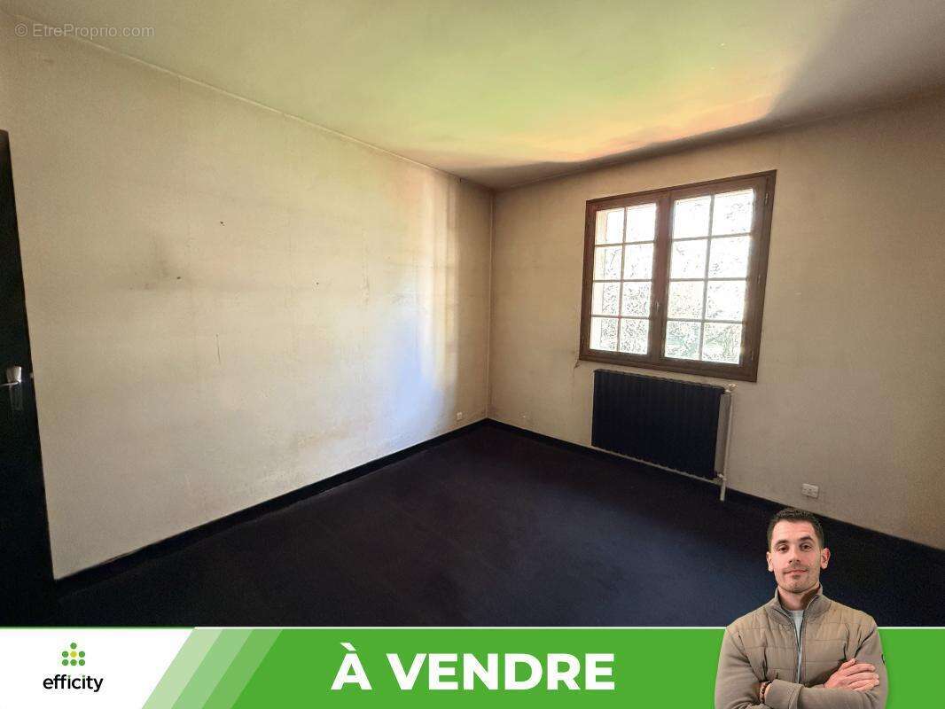 Maison à CROUTELLE