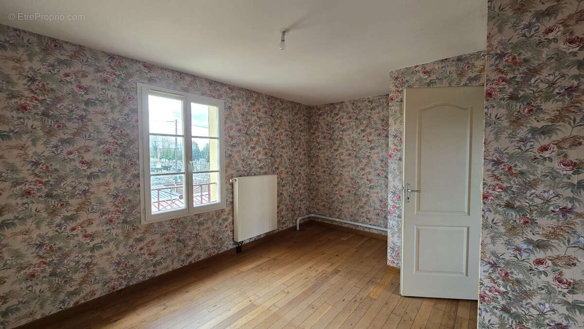 Maison à BEAUVAIS
