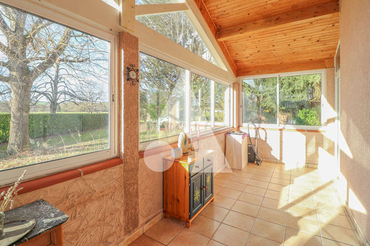 Maison de 122 m² avec Piscine et Grand Terrain Arboré Secteur Lavaur Ambres 4 pièce(s) - photo 14