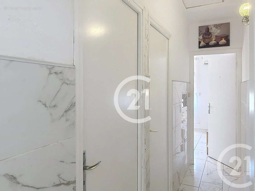 Maison 85 m² à Saint-Cyprien  - photo 8
