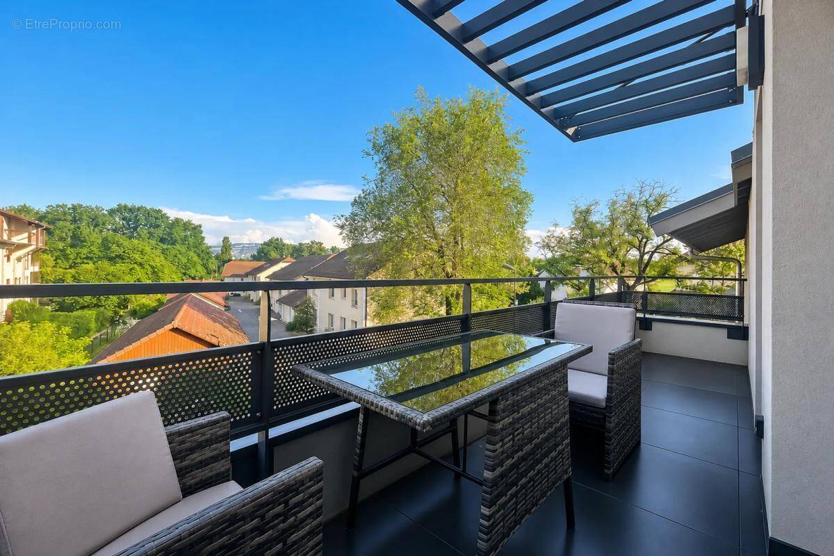 Appartement à PREVESSIN-MOENS