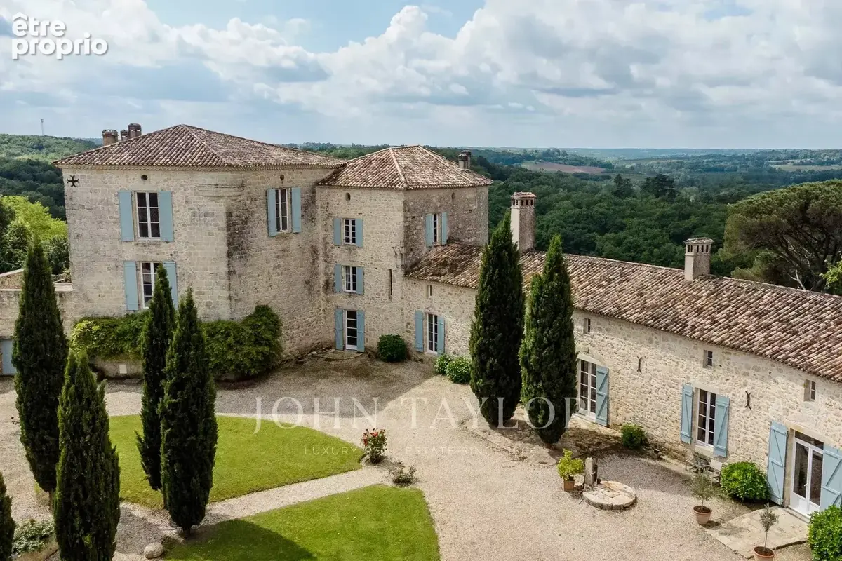 Château XIIIe - 1h de Bordeaux - John Taylor Bordeaux - photo 2
