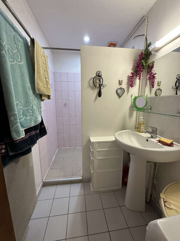 Maison à LA ROCHE-CHALAIS