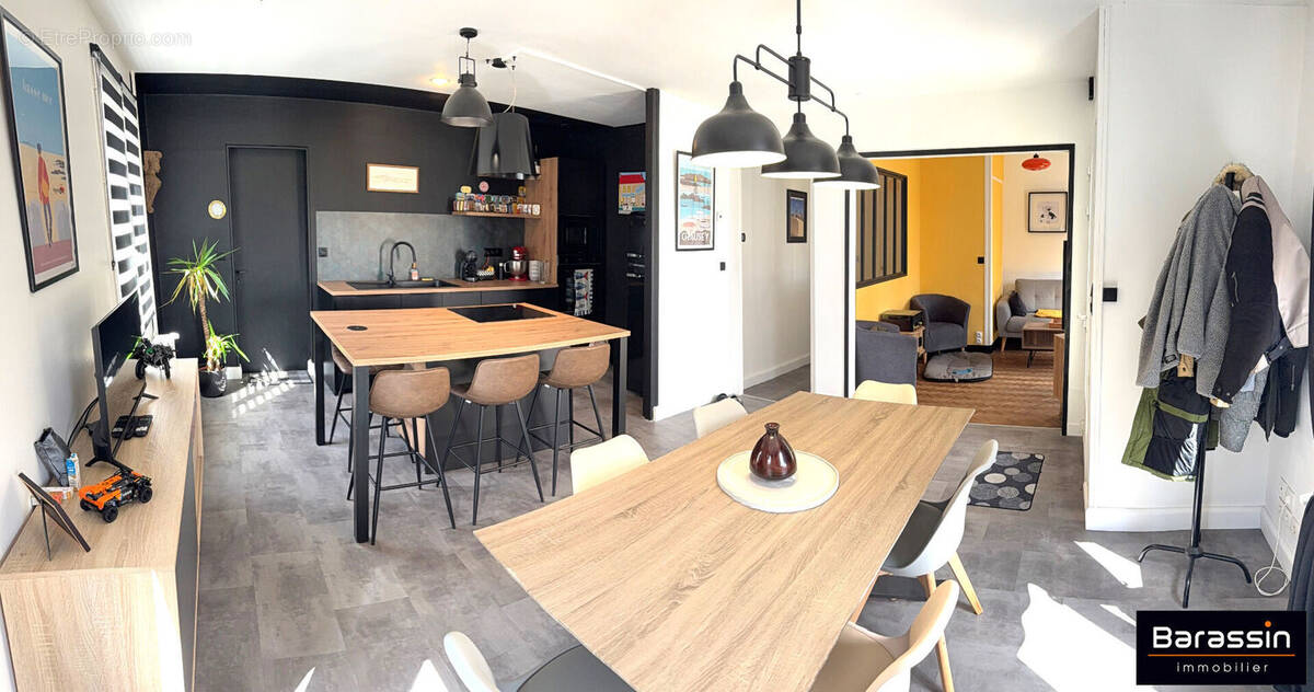 Maison à TOURVILLE-SUR-SIENNE