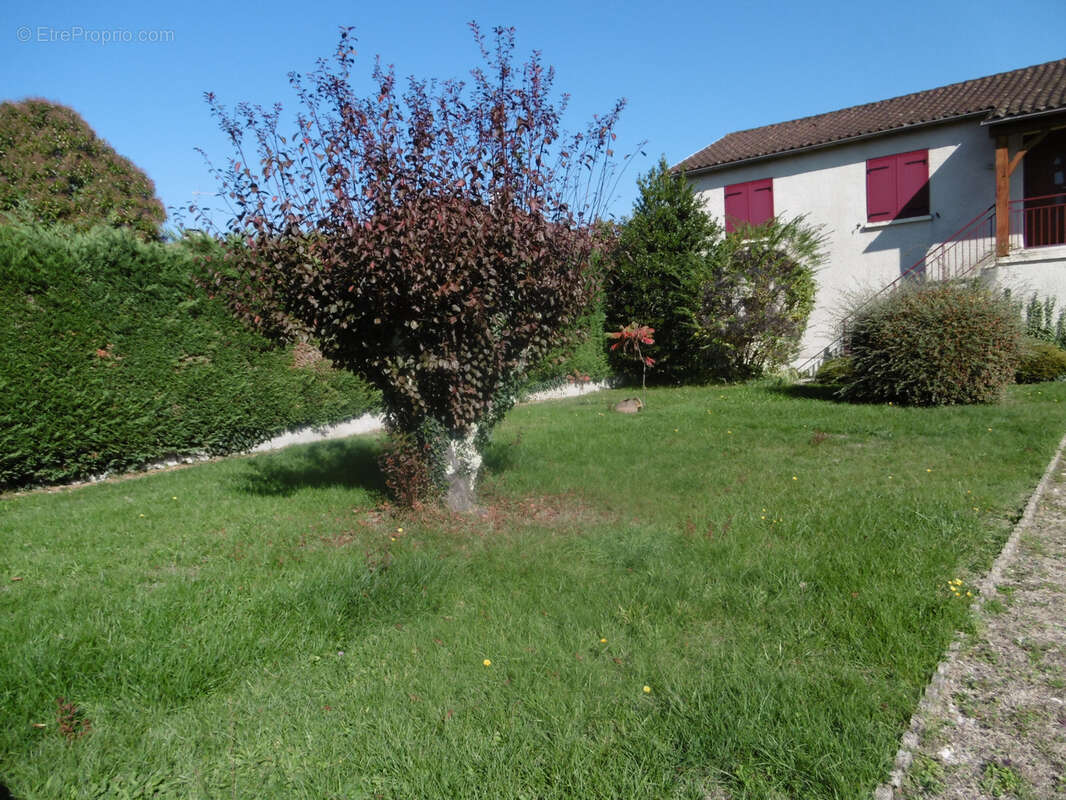 Maison à TRELISSAC