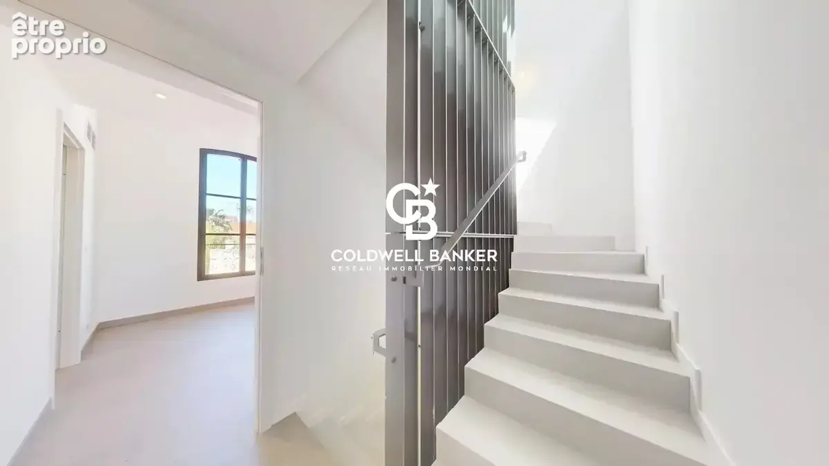 Cannes centre, Maison neuve aux prestations modernes et terrasses ensoleillées - photo 9
