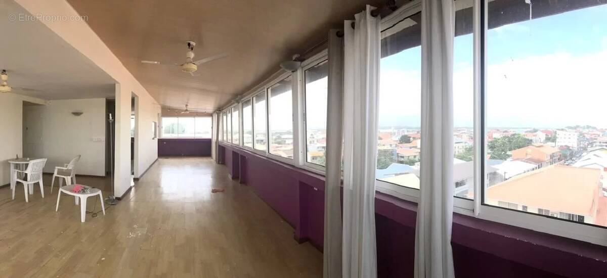 Appartement à CAYENNE