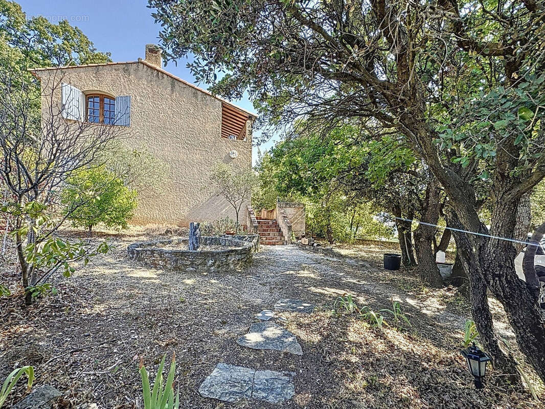 Maison à PUYLOUBIER