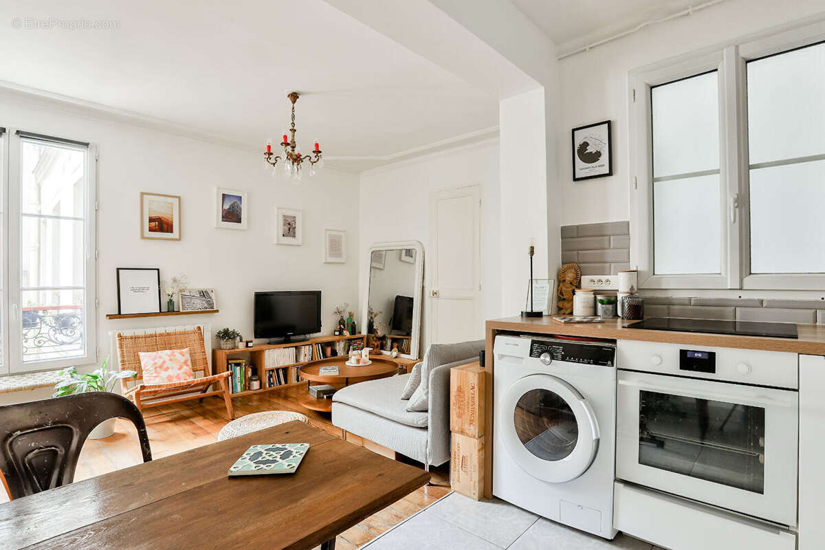 Appartement à PARIS-11E