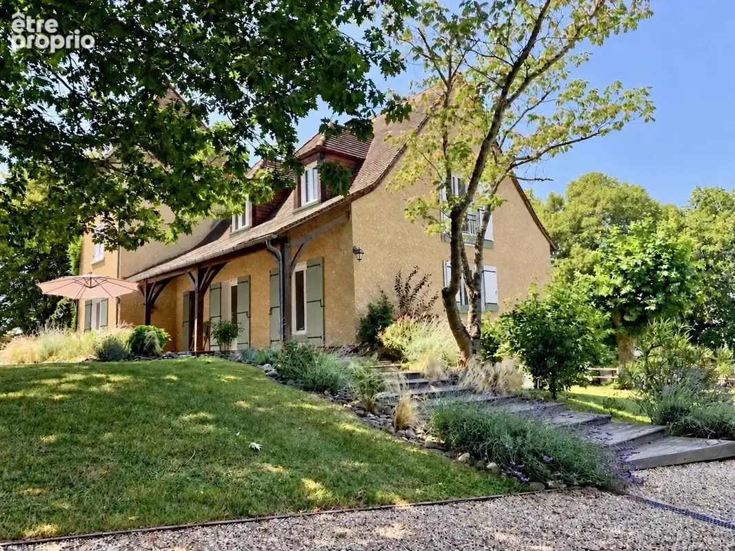 Maison spacieuse de style périgourdin - photo 1