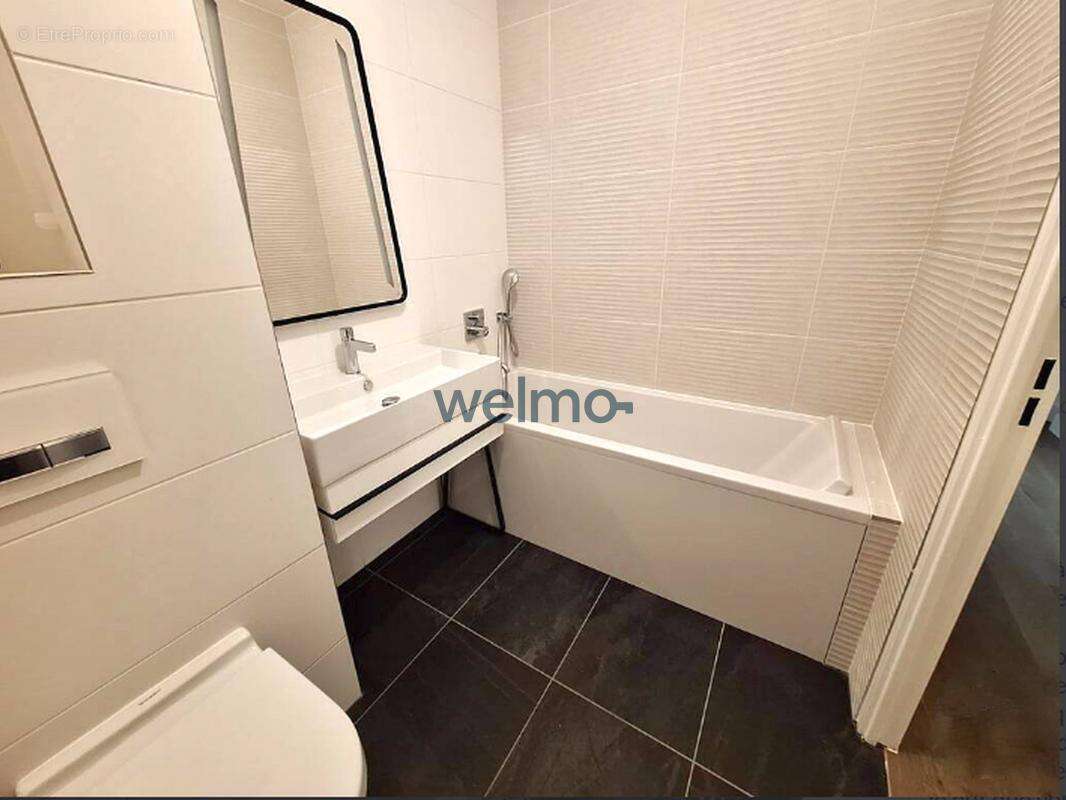 Appartement à PARIS-14E