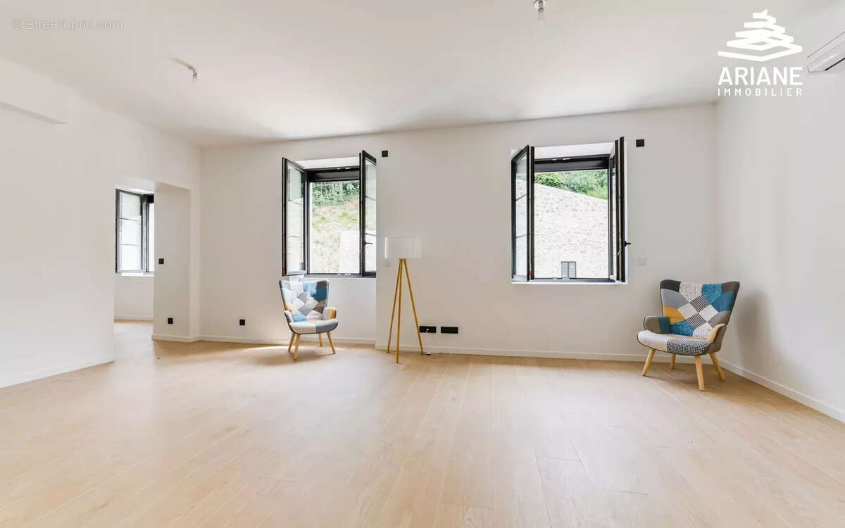 Appartement à VOURLES