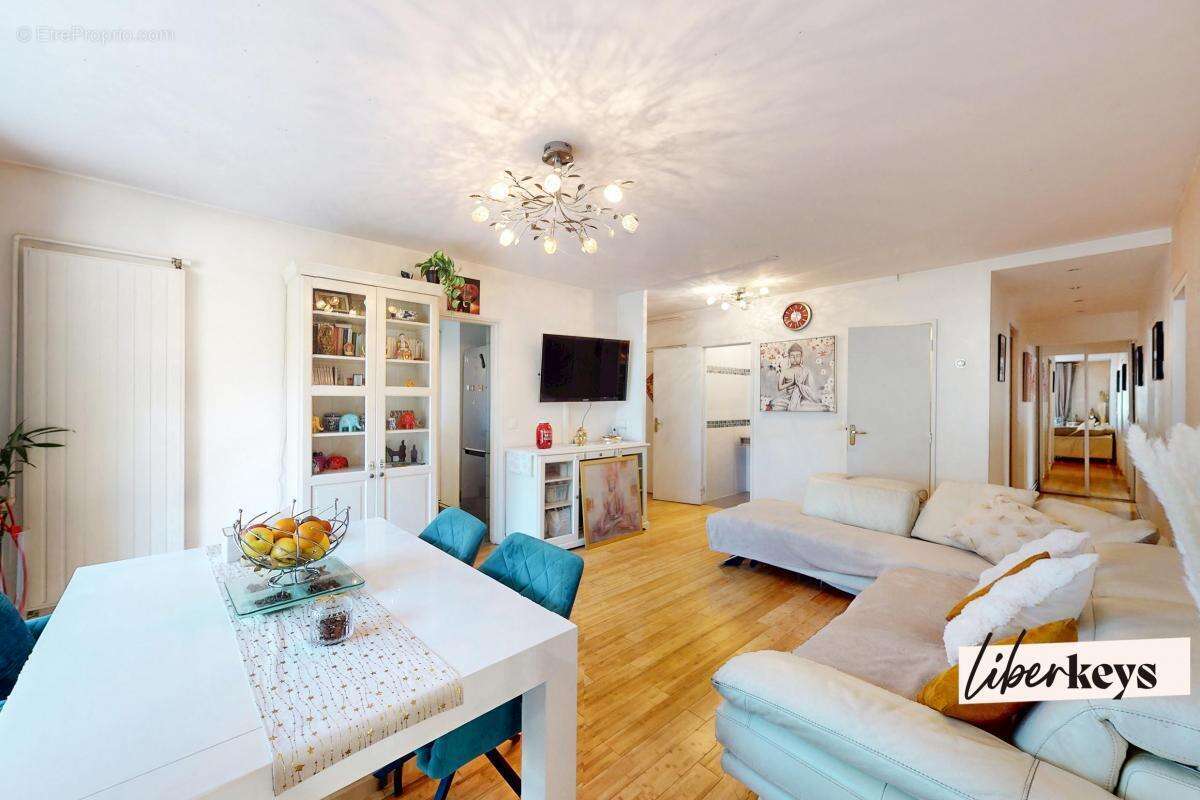 Appartement à COLOMBES