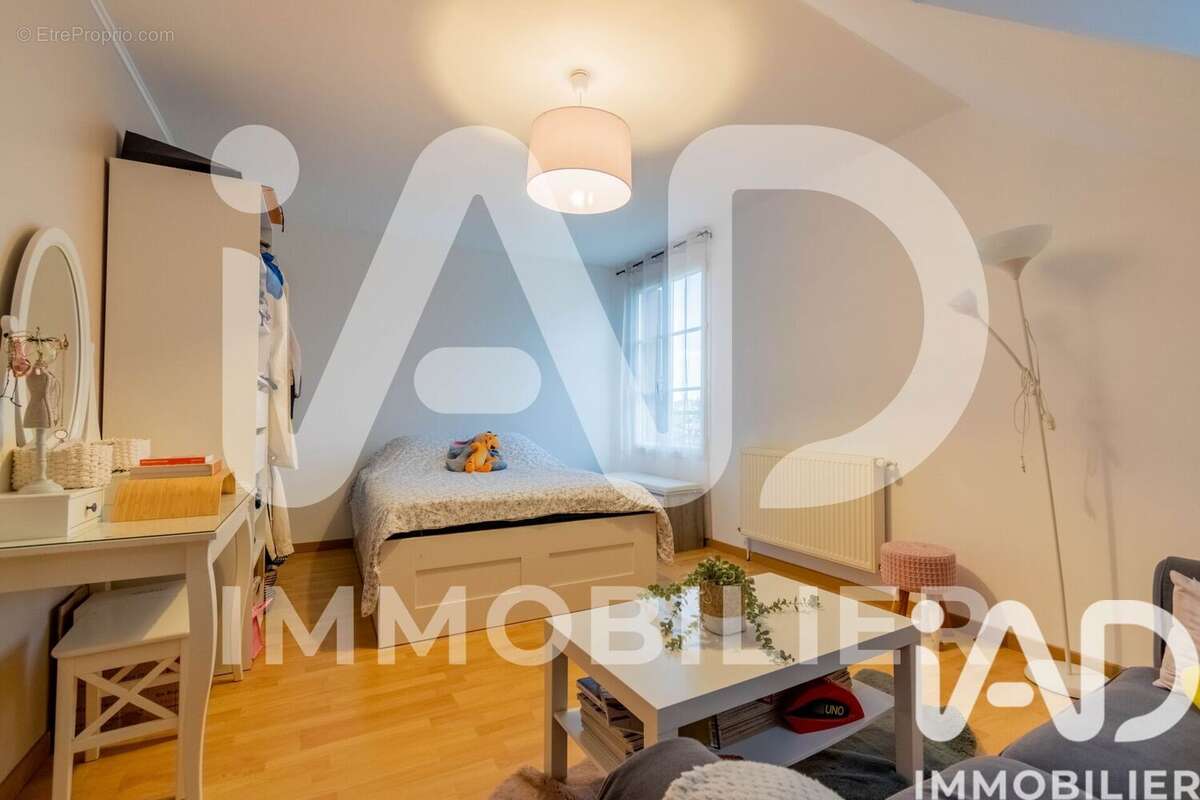 Photo 6 - Maison à LA CHAUSSEE-SAINT-VICTOR