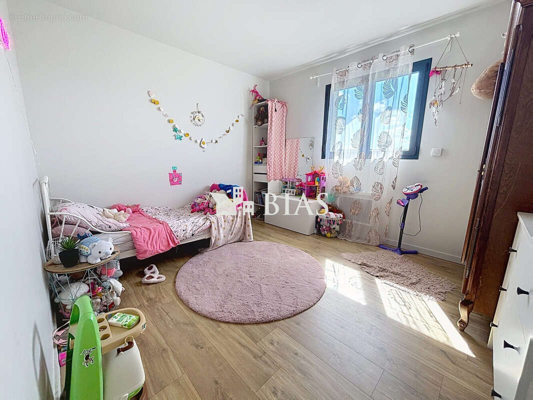 Maison à CRIQUEBEUF-SUR-SEINE