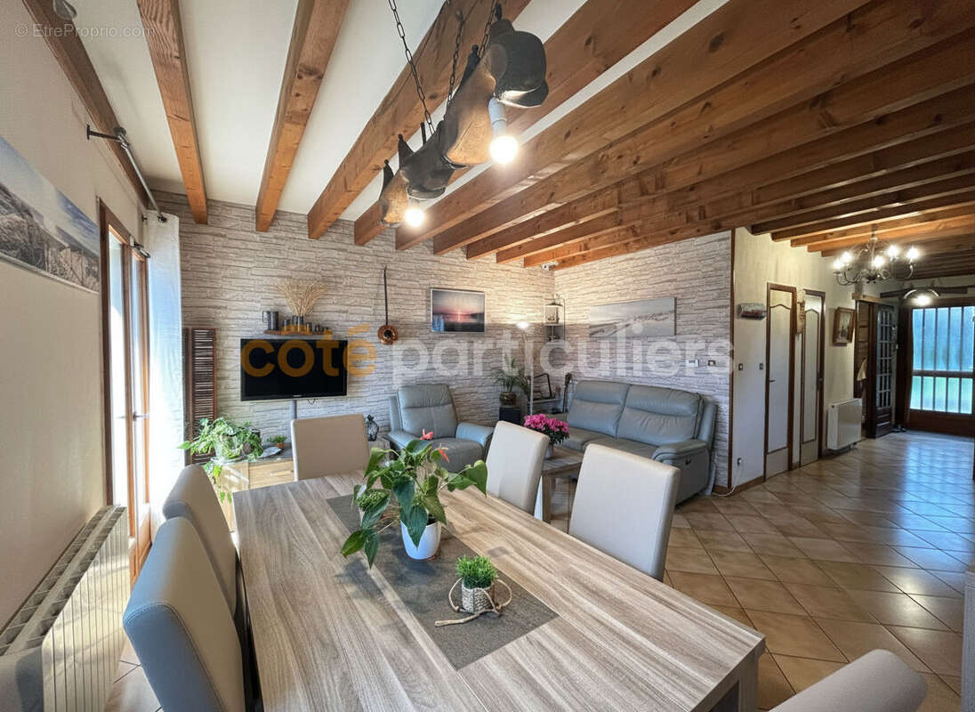 Maison à LIMEIL-BREVANNES