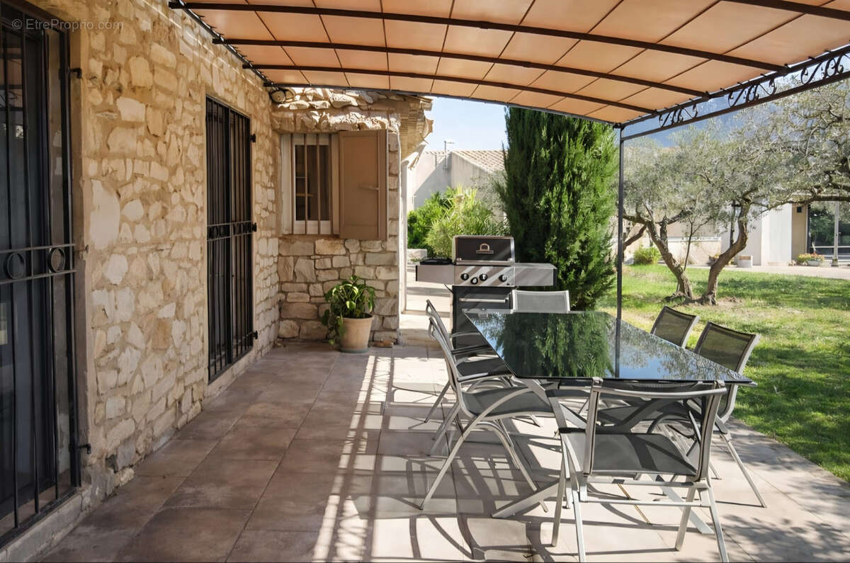 Maison à EYGALIERES