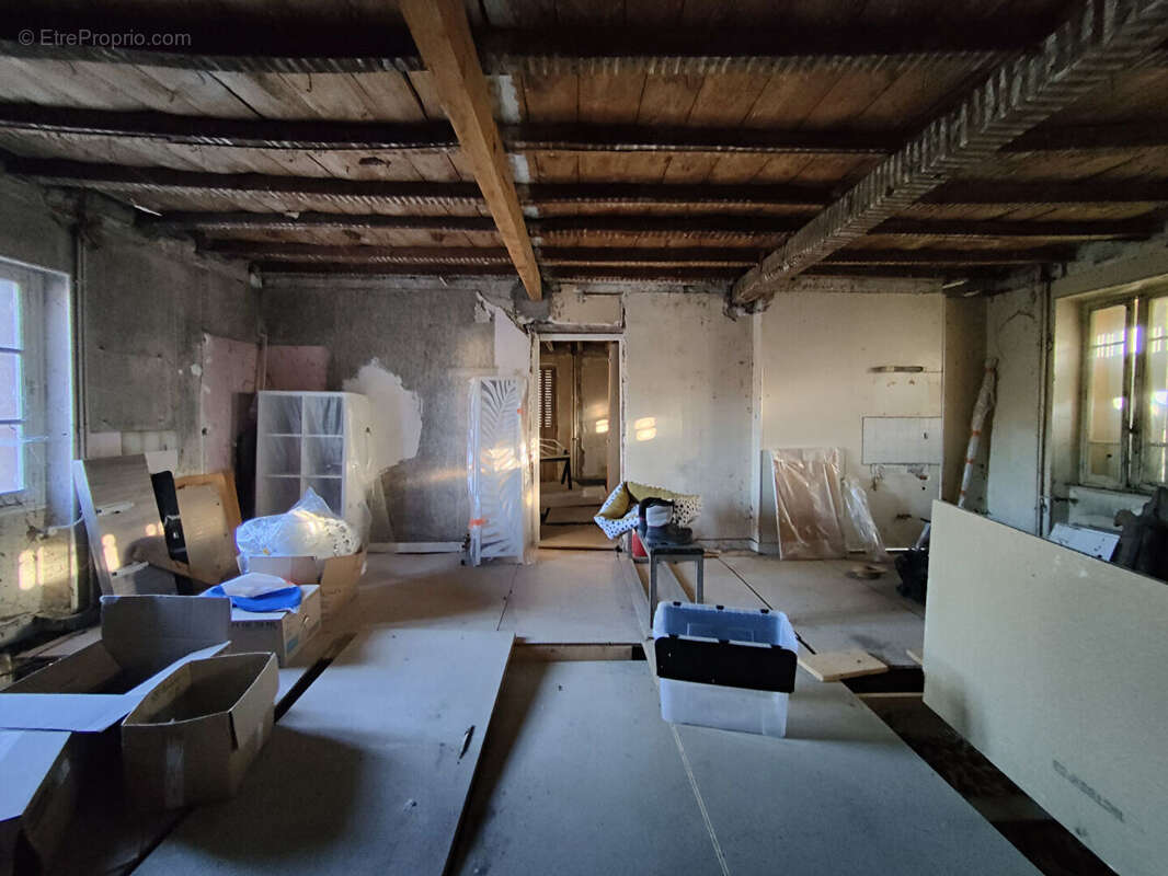 Maison à VARENNES-SUR-ALLIER