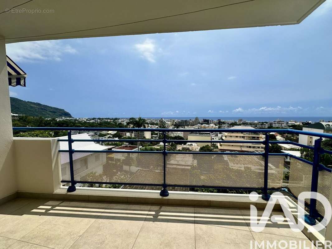 Photo 3 - Appartement à SAINT-DENIS