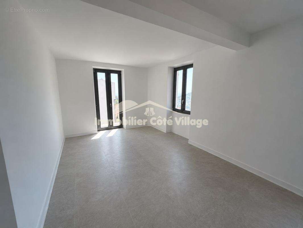 La Turbie   Superbe 3 pièces rénové avec vue mer et terrasse - photo 3