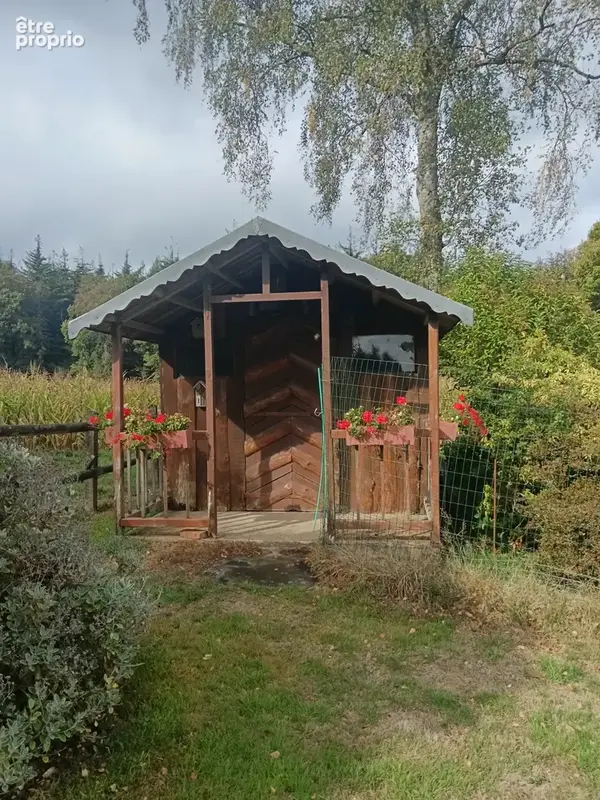 Bâtisse en pierres avec étang - photo 28