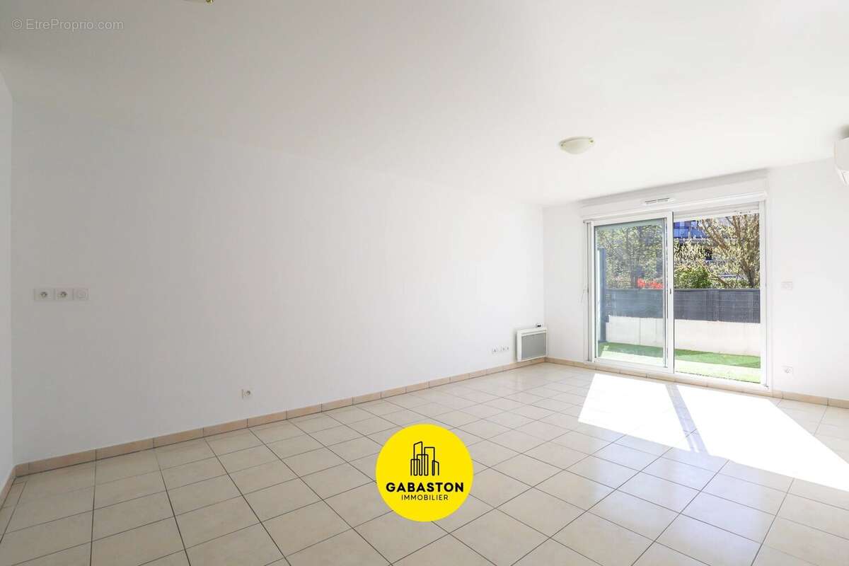 Appartement à MARSEILLE-11E