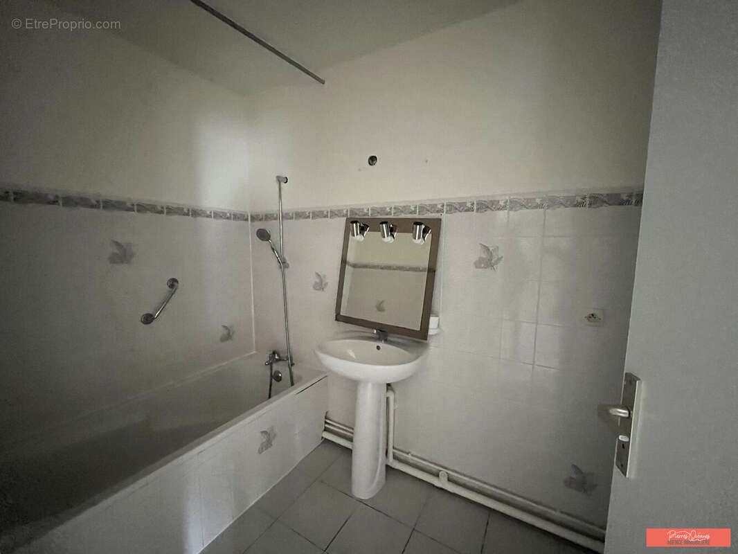 Appartement à SAINT-MARTIN-DE-SEIGNANX