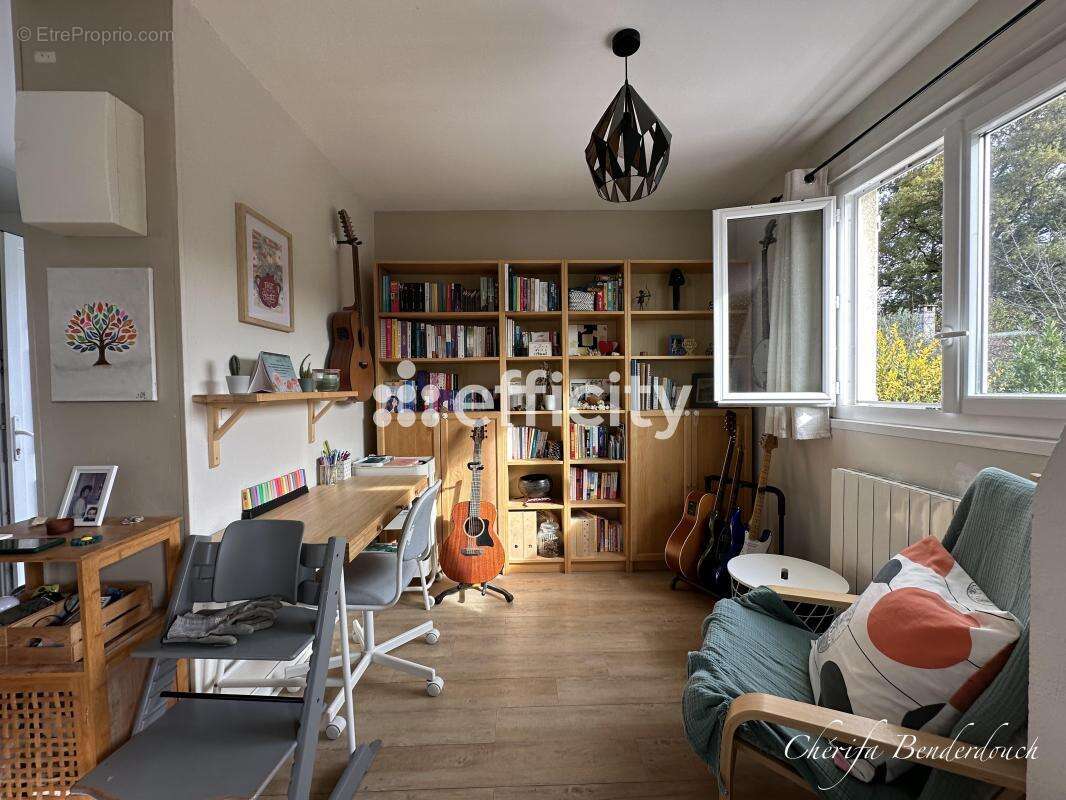 Appartement à TRESSES