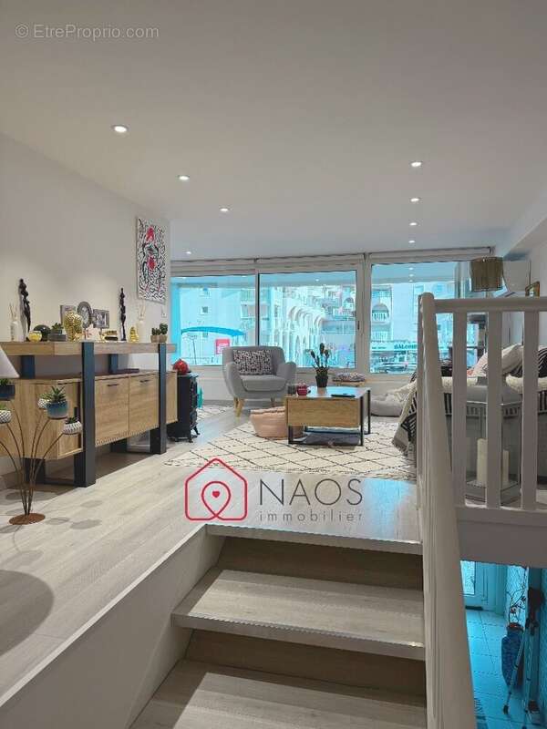 Appartement à FREJUS