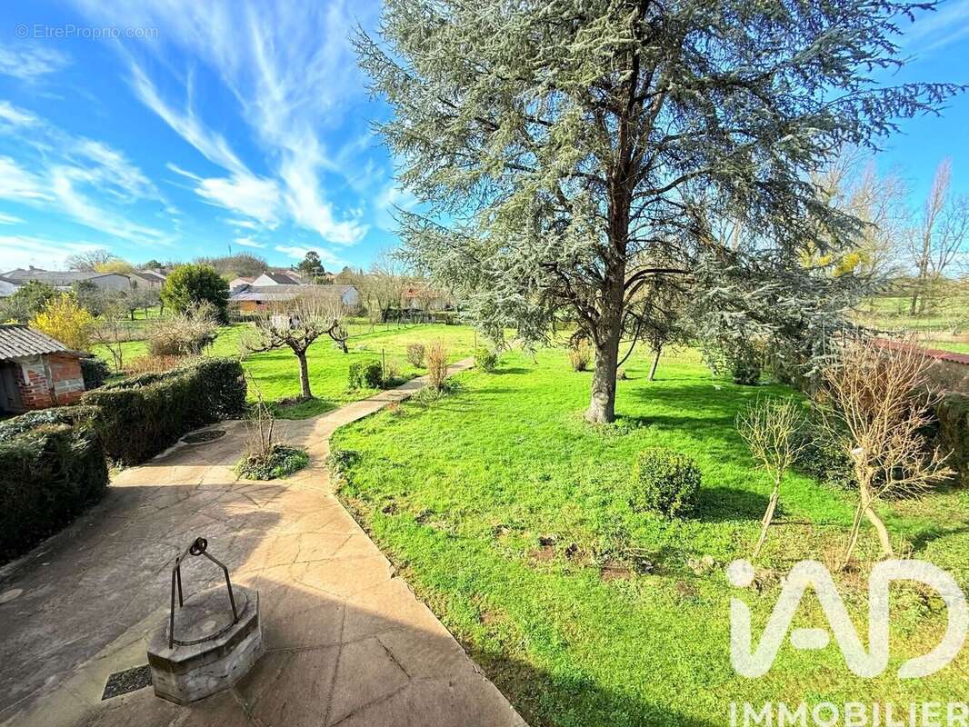 Photo 3 - Maison à PRESSAC