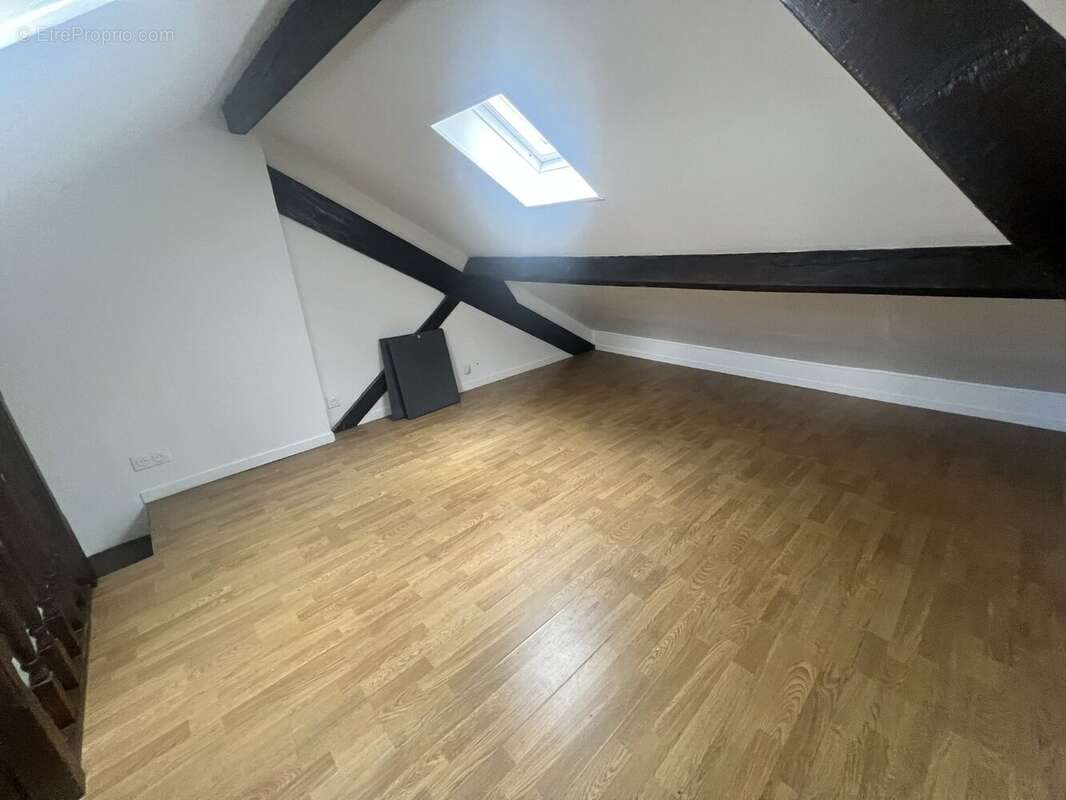 Appartement 39 m² à Saint-Cheron  - photo 5