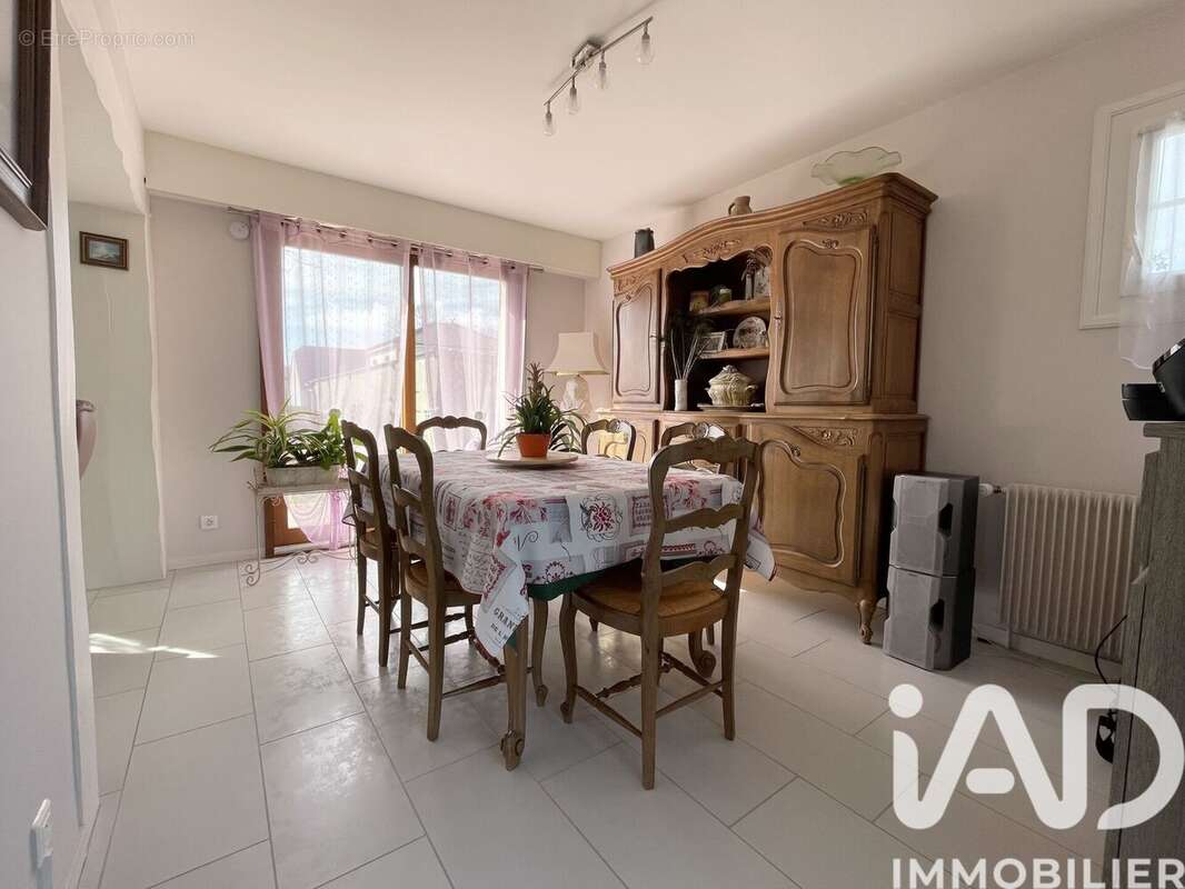 Photo 4 - Maison à VILLERS-ECALLES