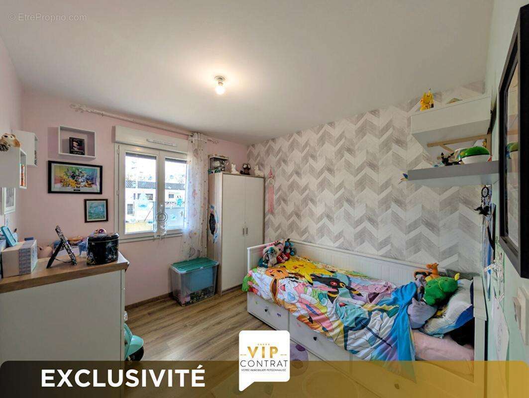 Maison à BRIZAMBOURG