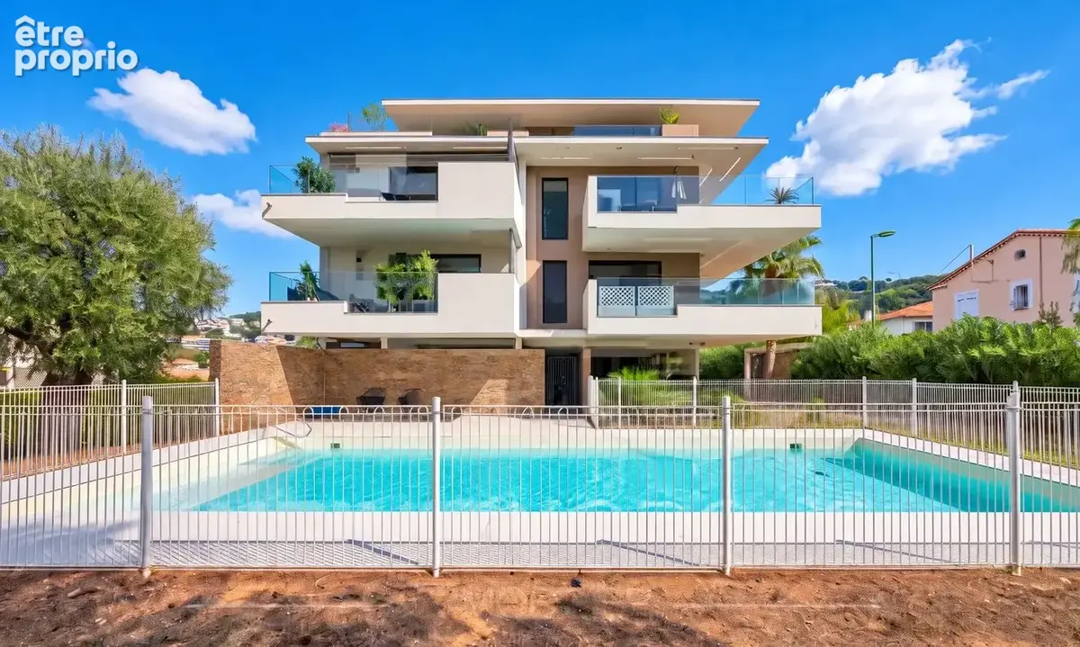 Photo Appartement à Le Cannet au prix de 725 000€