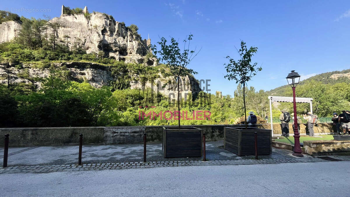 Autre à FONTAINE-DE-VAUCLUSE