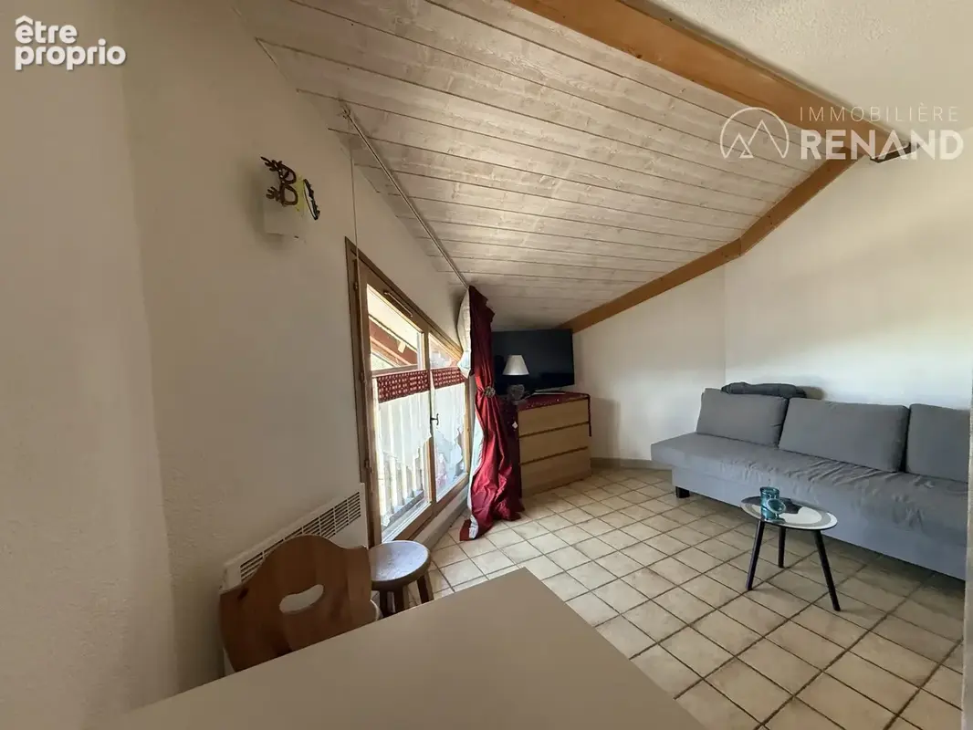 Appartement 1 pièce 20 m² à vendre à Cluses (74300) - photo 2