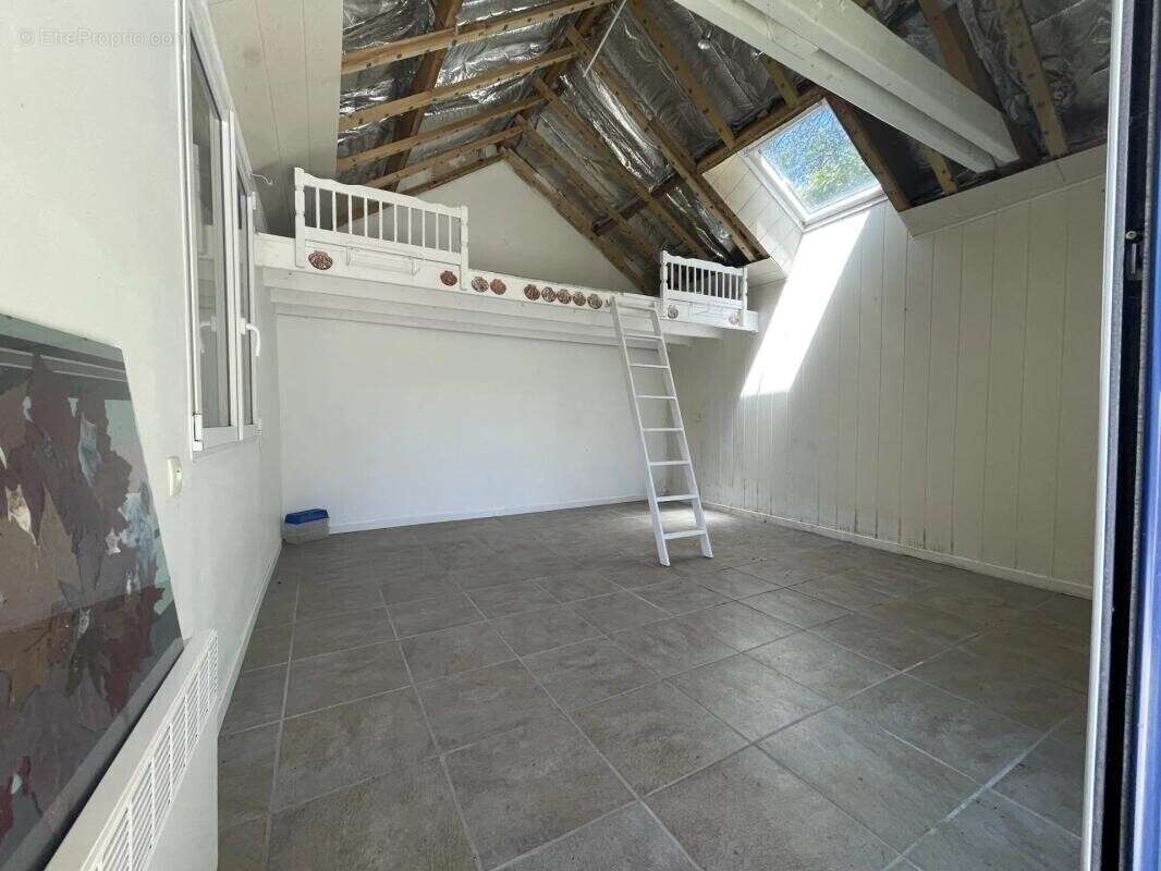 Maison à SERENT