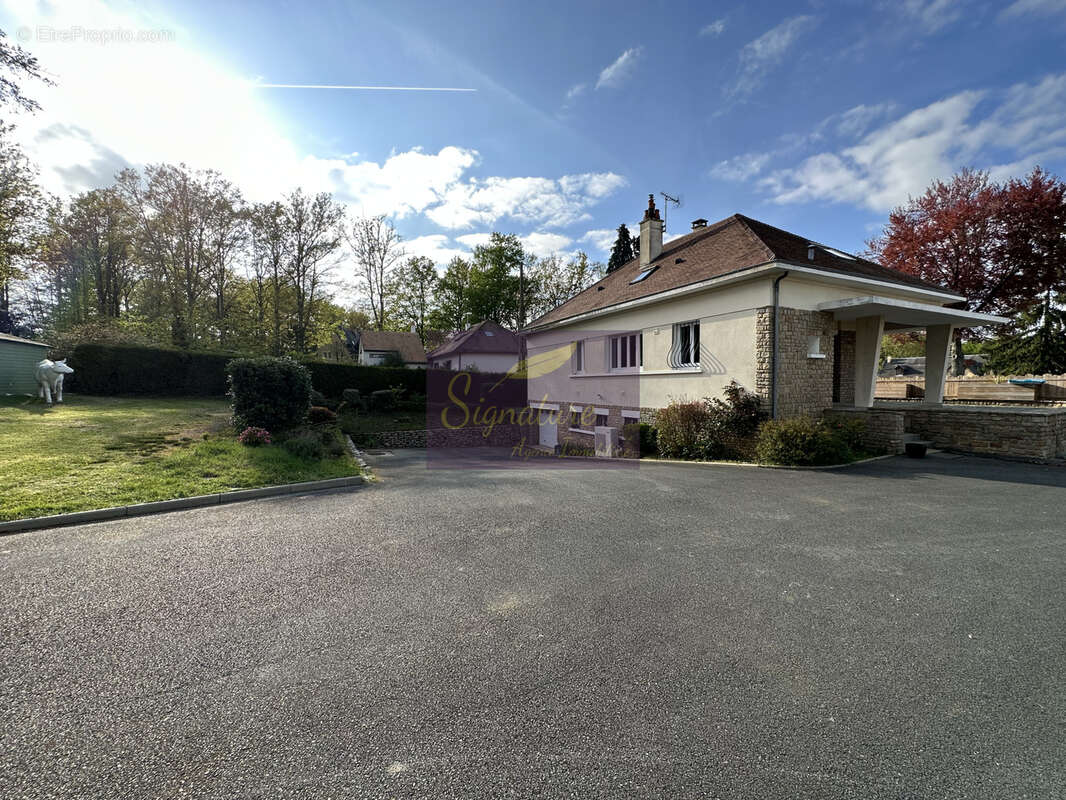 Belle maison sur sous sol et grand terrain - photo 12