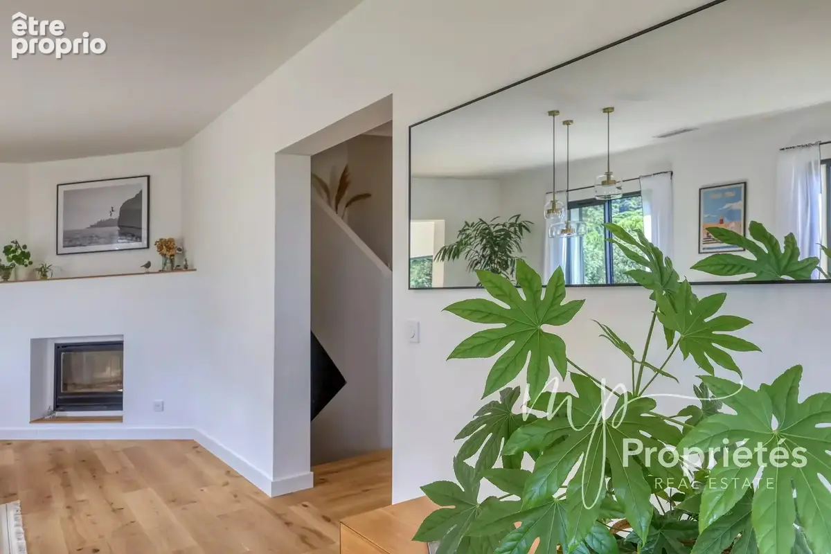 À VENDRE – Cavalaire-sur-Mer – Villa contemporaine avec vue mer 4 suites et prestations haut de gamme - photo 8
