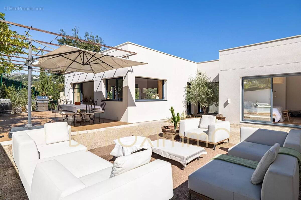 Maison à LA COLLE-SUR-LOUP