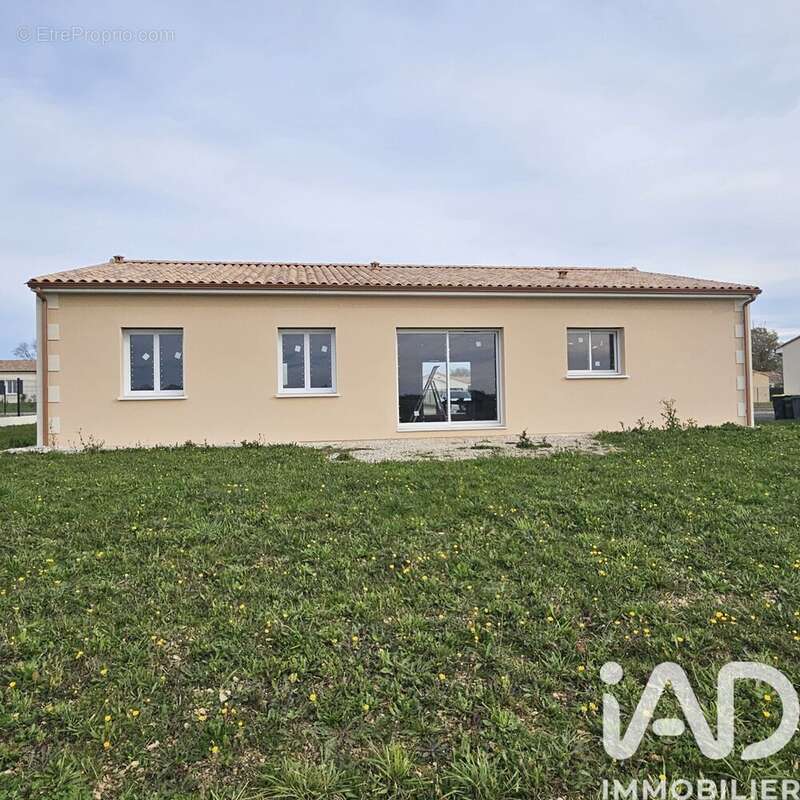 Photo 3 - Maison à TOURRIERS