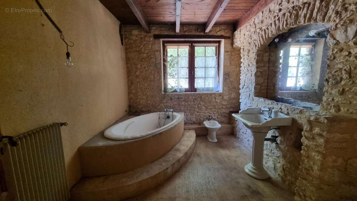 Maison en pierre avec vue - photo 8