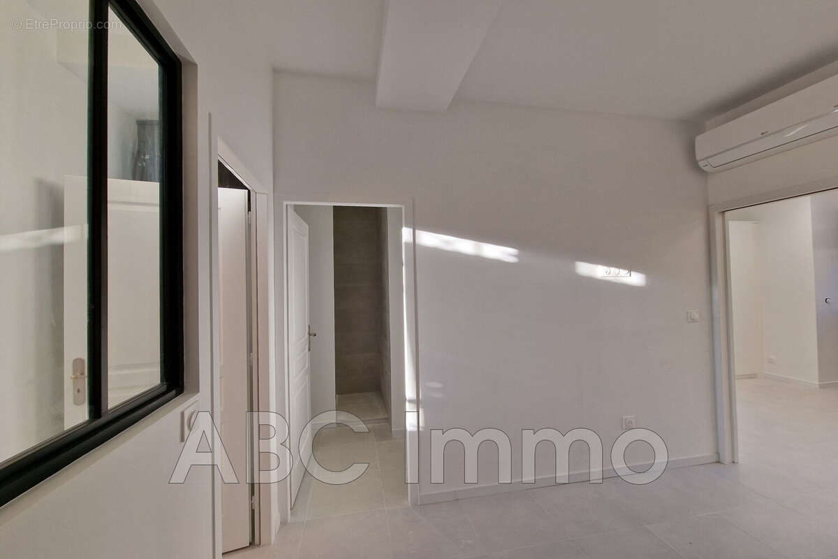 Commerce à AIX-EN-PROVENCE