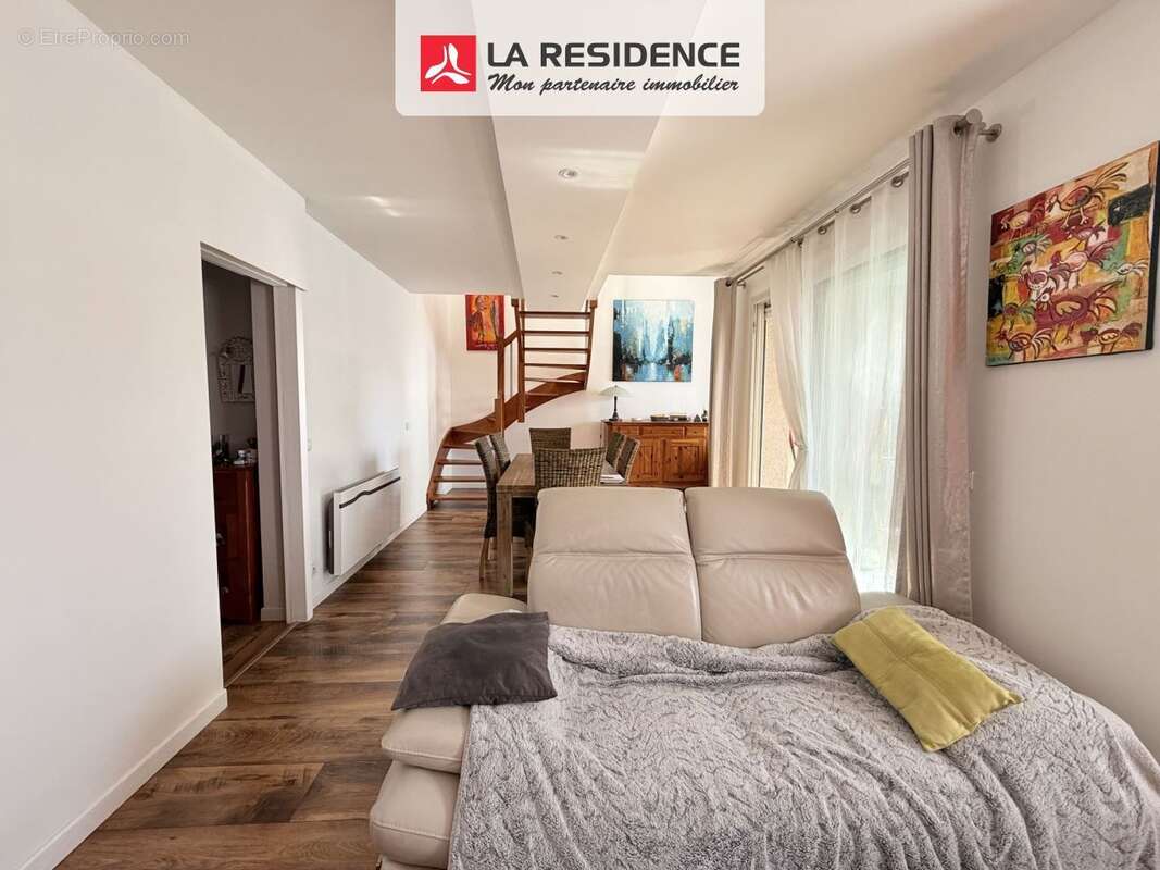 Appartement 98 m² à Velizy-Villacoublay  - photo 5